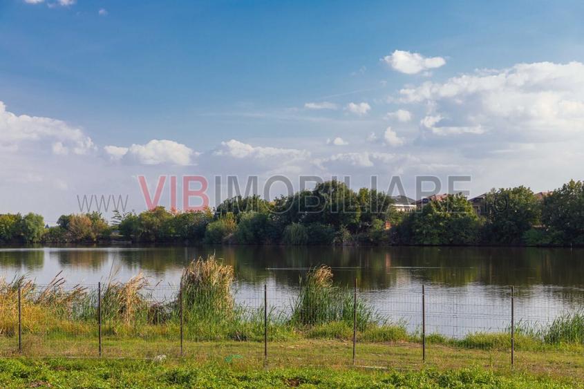 Casa cu 4 camere intabulata in ansamblu cu iesire la lac - Crevedia
