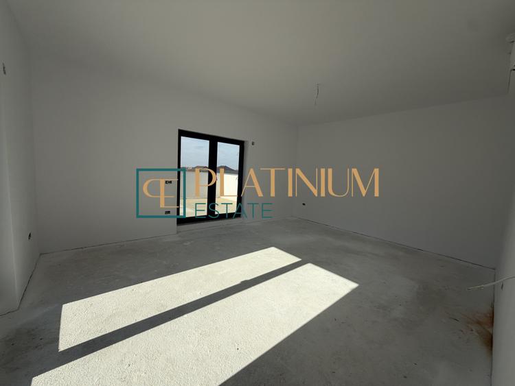P5027 Apartament DECOMANDAT cu 3 camere zona LAC DUMBRAVITA
