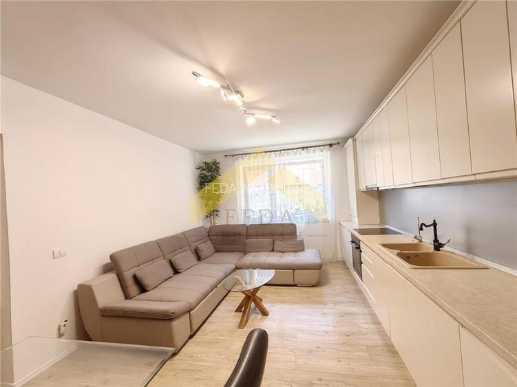 Apartament 3 camere de vanzare zona Bujac bloc NOU - 10