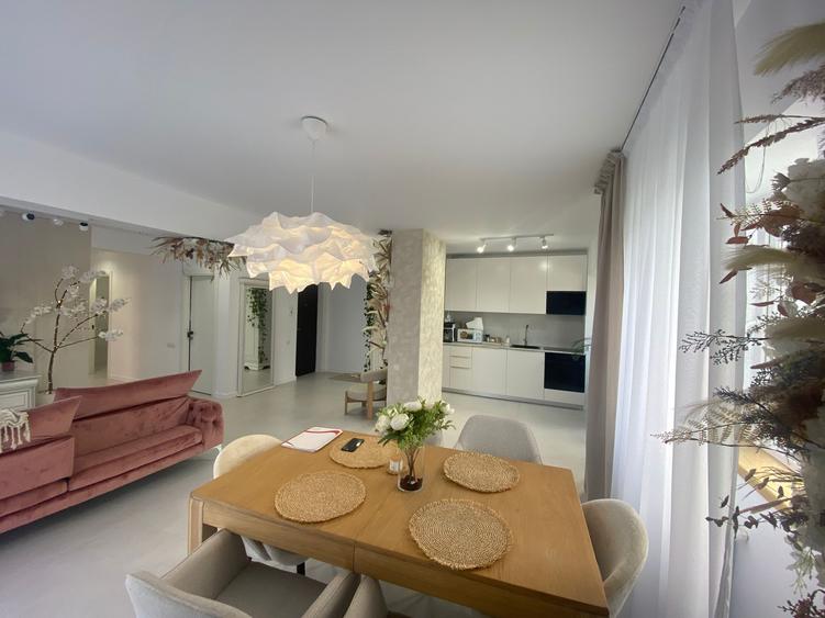 Apartament 4 camere de vanzare Tatarasi