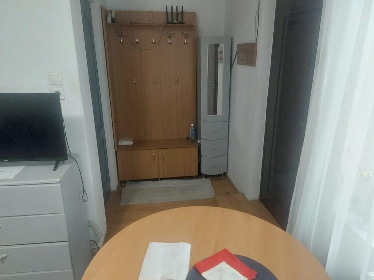 Garsoniera la curte, Gheorgheni, zona Interservisan
