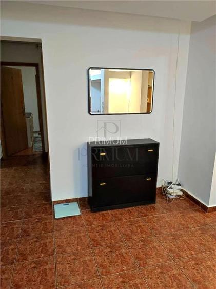 LIPOVEI - PARTER - 4 CAMERE - 2 BAI - 2 BALCOANE - CENTRALA PROPRIE - BOXA - 3