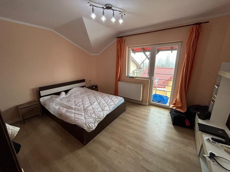 1 Decembrie 2 Camere Bloc 2014 2 Dormitoare 1 Camera De Zi 15 Min Metrou Parcare