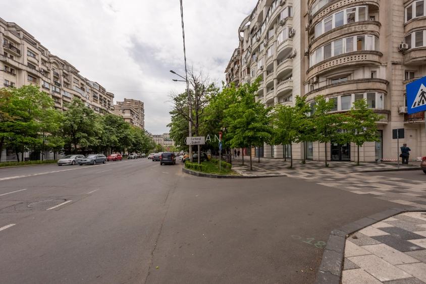 Proprietar inchiriez cu contract apartament 3 camere Bd.Decebal/Clinica Sanador - 2