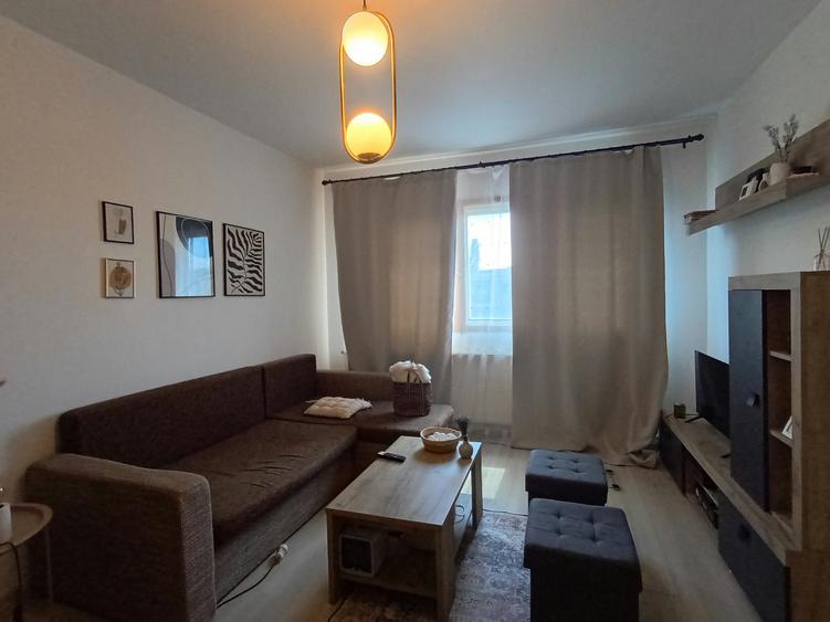 Apartament 2 camere Podu Ros-Tutora, renovat, FARA RISC