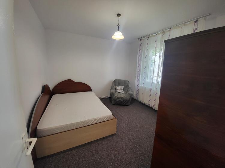 PODUL Roș Cantemir Palas 2 camere Liber