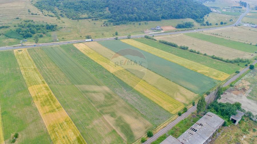 Teren intravilan de vânzare în Codlea, iesirea spre Sibiu