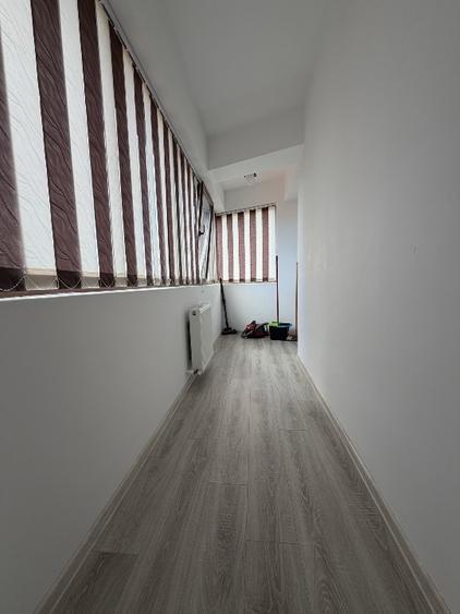 2 CAMERE,MODERN, 50 MP, LÂNGĂ PALAS, BLOC NOU, BALCON, AC, CENTRALĂ TERMICĂ