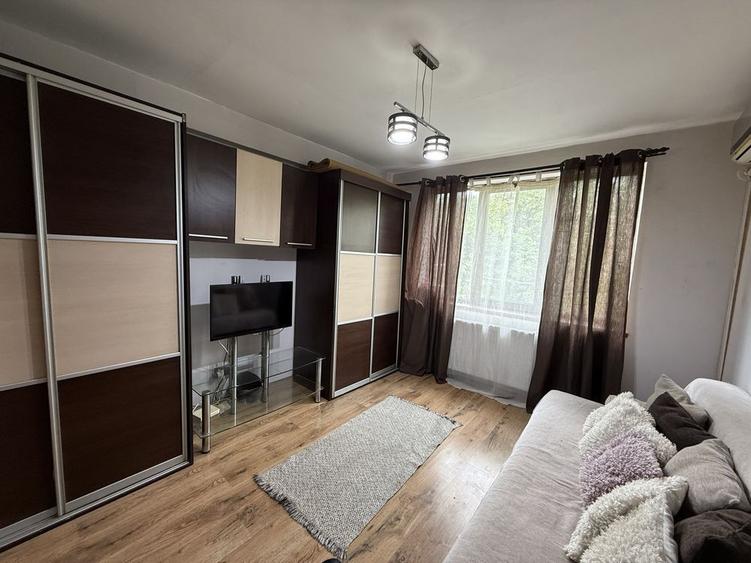Garsonieră zona Far – etaj 1 – 46.500€ negociabil