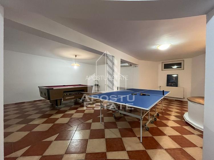 Casa individuala cu 6 camere, 3 bai, garaj, teren 500 mp si 2 fronturi - 9