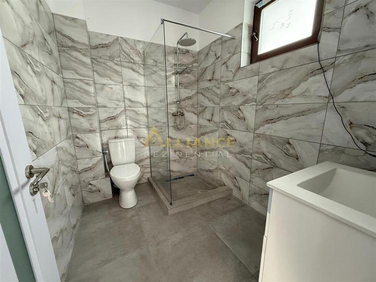 4 camere 2 bai 320mp teren