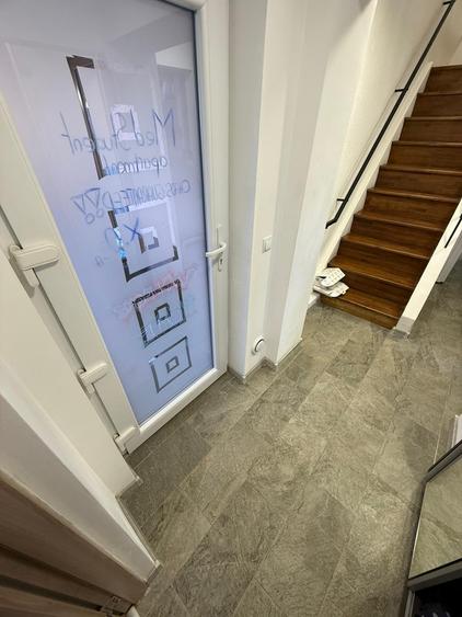 Apartament 3 camere pe 2 nivele central in vila zona Platinia