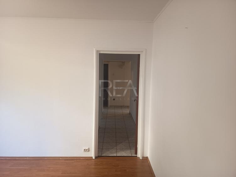 4 camere, de vanzare, Drumul Taberei, Parc, Metrou