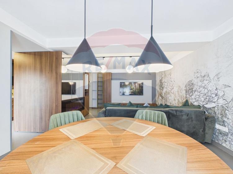 Apartament cu 3 camere ultrafinisat de inchiriat - Zona Decebal