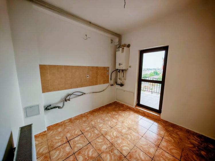 Apartament 3 camere, 94 mp, zona Brestei, Promenada Mall