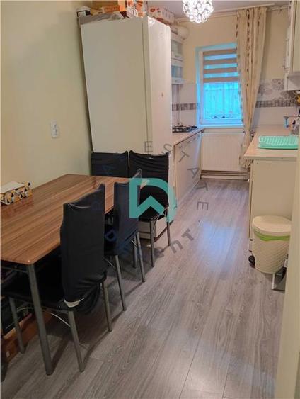 Apartament 2 camere, Astra, decomandat Brasov