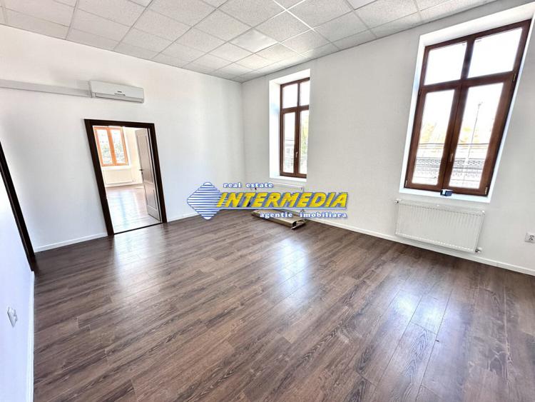 Spatiu Biouri 60 mp de inchiriat, Ultracentral, Zona Centru Alba Iulia