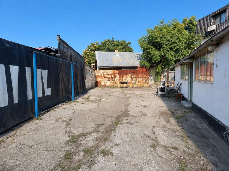 TEREN CENTRAL IAȘI 213 MP + CASĂ DEMOLABILĂ | ZONA MITROPOLIE | UTILITĂȚI | 175.000 €