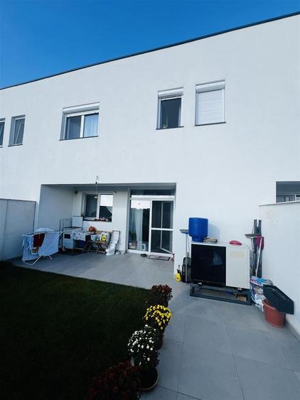 Casa de vanzare tip duplex Nojorid