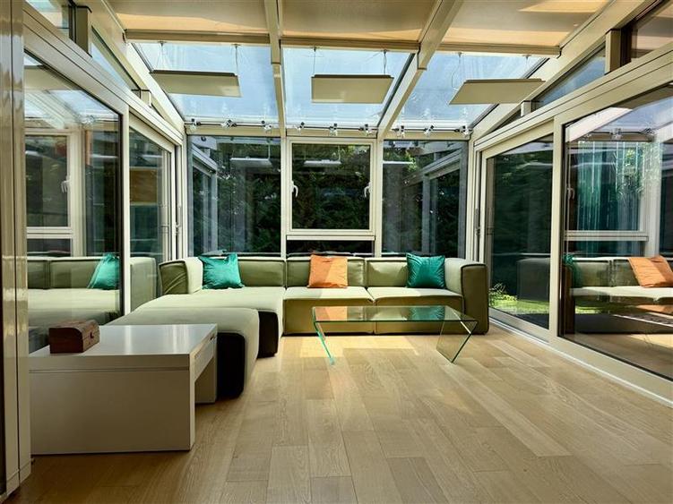Vila premium cu lift interior, 7 dormitoare si curte proprie I Pipera