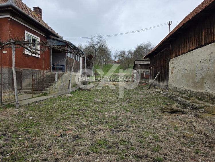 Casă + anexe gospodărești pe teren generos în Rediu, com. Aiton, jud. Cluj - 2