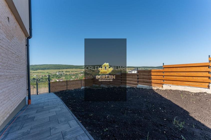 Duplex Premium de vânzare | La intrare în Chinteni - 33