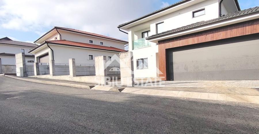 Casa individuala de lux, cu garaj, Selimbar, Sibiu