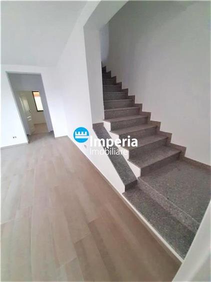 Duplex 5 cam si 2 bai, 300 teren, Beci, Lunca Cetatuii, Centura