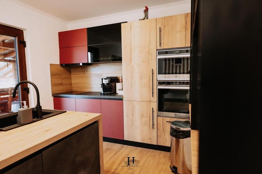 Cabană deosebită cu 10 camere | Râșca, Cluj | 337 mp utili | Panoramă superbă
