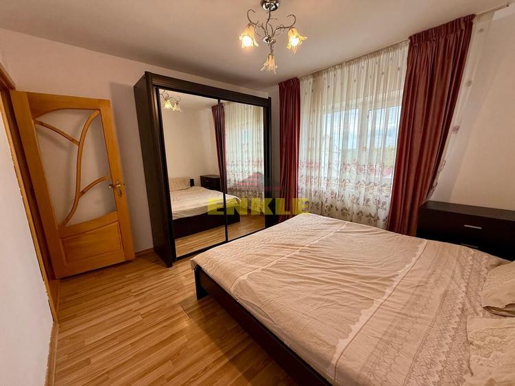 De vanzare apartament 2 camere decomandat