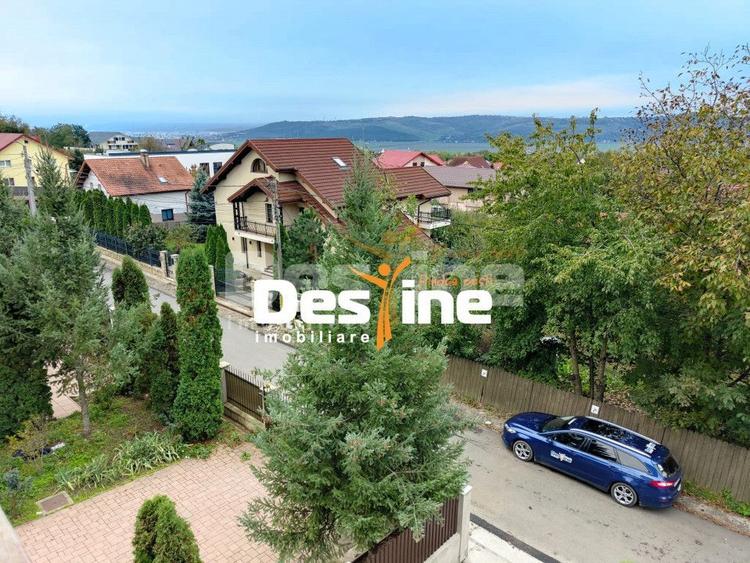 Apartament 3c mobilat și utilat, cu balcon + loc parcare