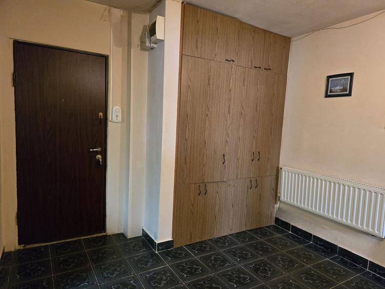 Apartament cu 3 camere de vanzare in Turda