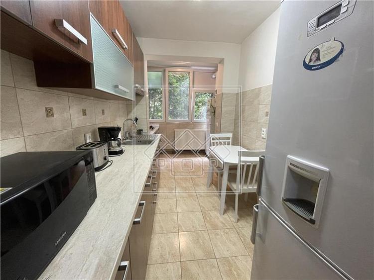 Apartament 2 camere de închiriat, 65 mp, etaj 1, lift - Hipodrom