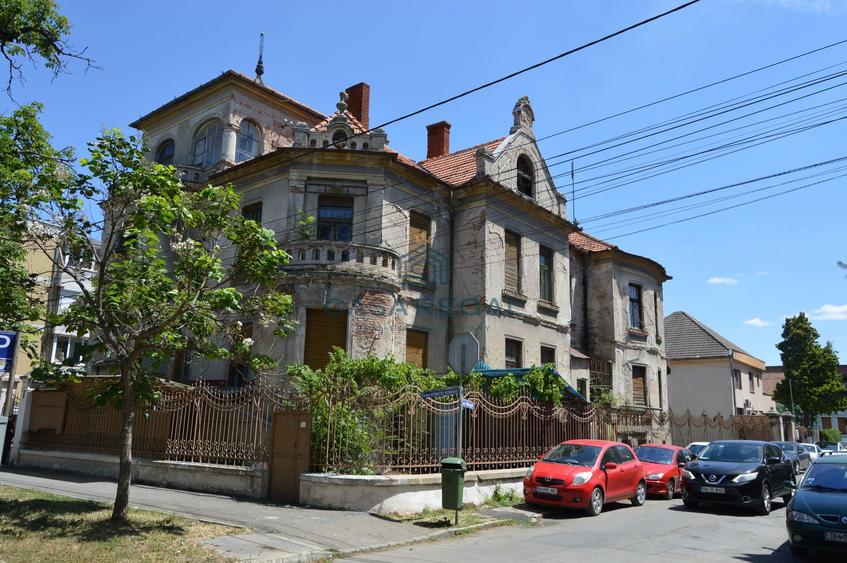 Cladire istorica in centrul orasului