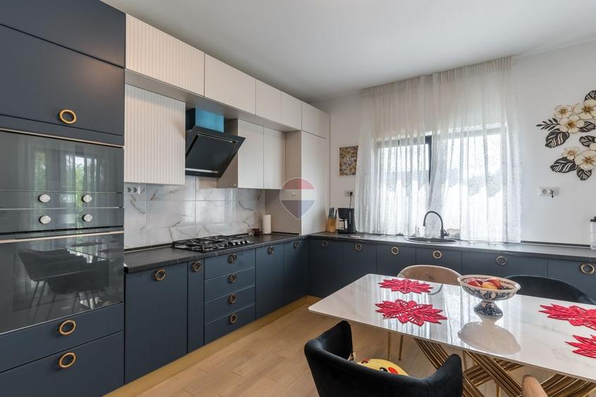 Vilă elegantă I Valea Lupului | 5 camere I 775 mp teren I Comision 0%
