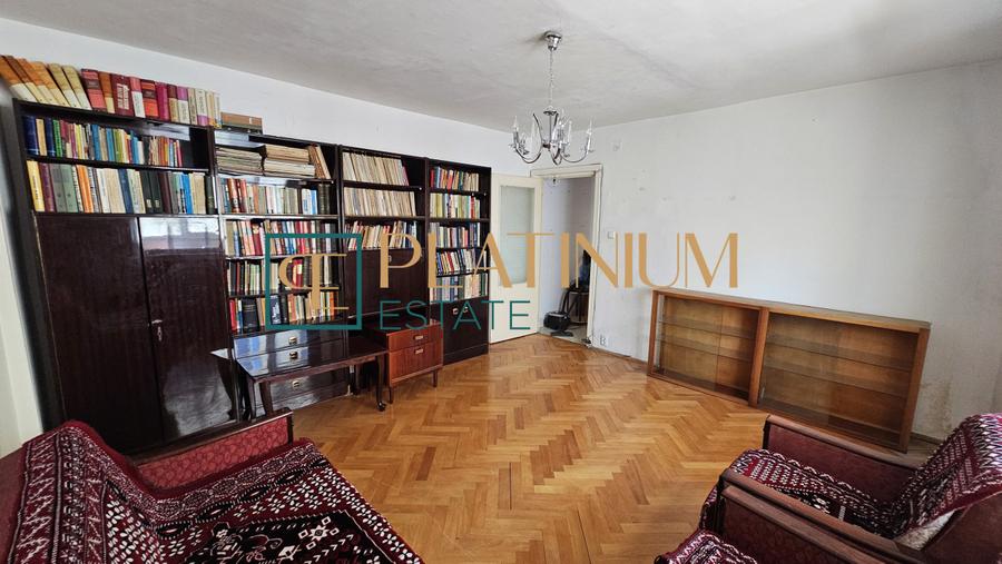 P4618 Apartament semidecomandat cu 3 camere in zona Soarelui