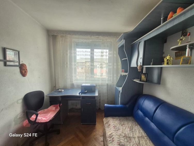 Apartament 3 camere de vânzare – Dărmănești