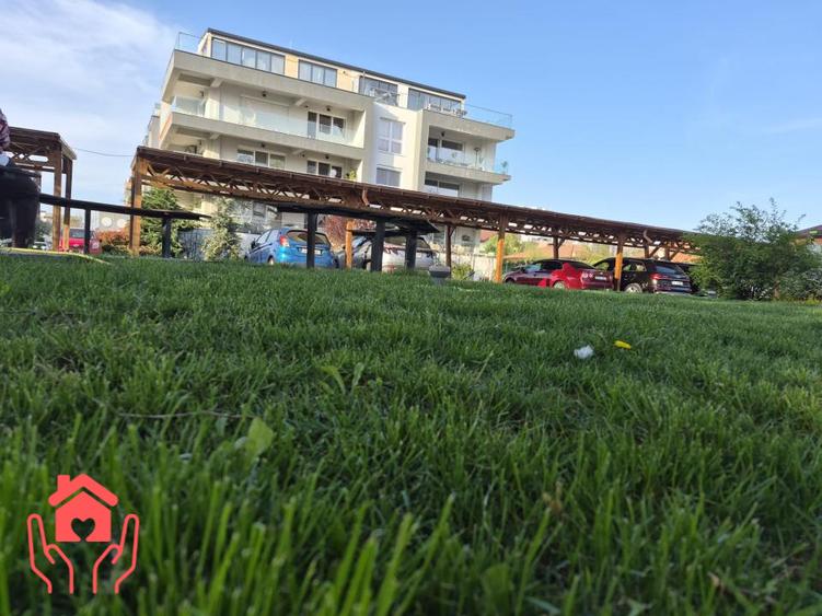 SISESTI-2 camere mobilate, 2 bai, terasa cu vedere lac, bloc boutique, parcare!