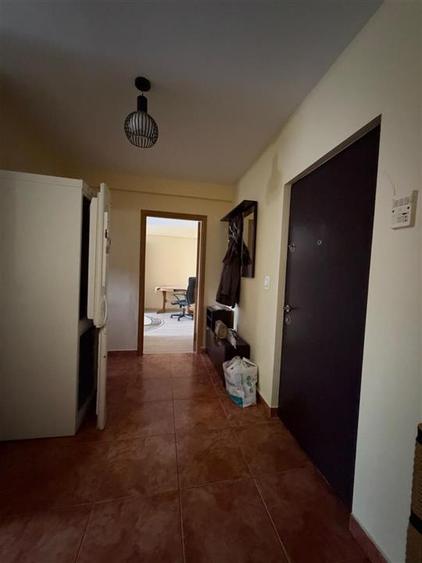 Inchiriere Apartament cu 2 camere Decomandat Frumoasa