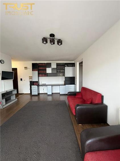 2 camere l Str.Eroilor l Parcare l Floresti