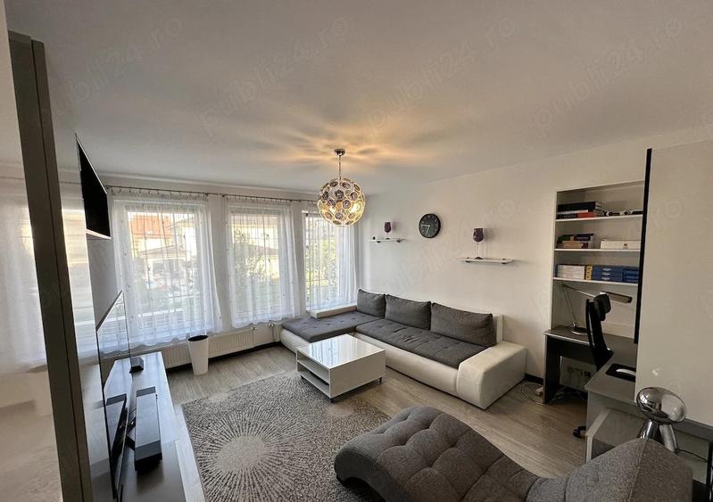 Apartament cu 2 camere, 76mp decomandat, parcare inclusa, zona Europa