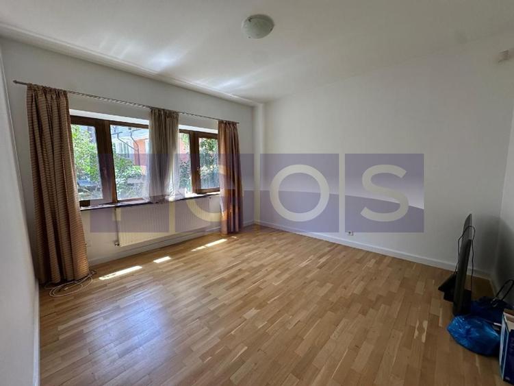 VANZARE 3 CAMERE SEMIDECOMANDAT -PRIMAVERII