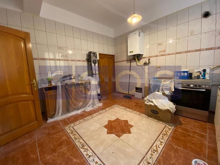 VILA P+1+MANSARDA DE VANZARE 7 CAMERE, 3 BAI, GARAJ, CURTE SALAJ PARC HUMULESTI