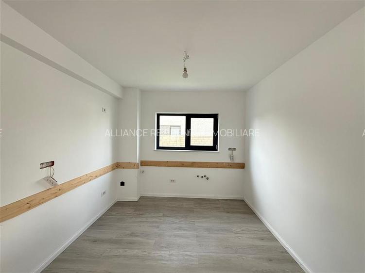Vile individuale | 4 camere | 2 bai | Curte amenajata | Asfalt - 9