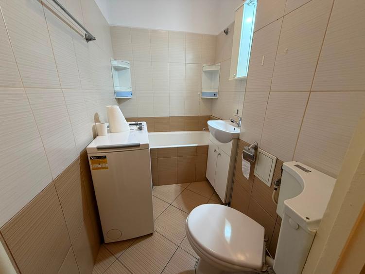 Garsoniera Titan 31 Mp Instalatii Schimbate 8 Min Metrou Pret Negociabil