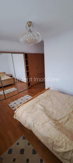 3 camere / Bd. Decebal – Alba Iulia / Unirii - 6