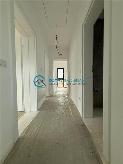 Royal Imobiliare - Vanzare Vila de lux zona Paulesti