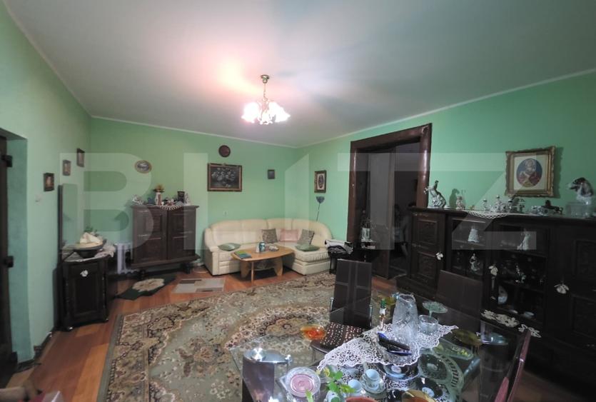 Casa, zona ultracentrala – ideala pentru locuinta sau activitate profesionala