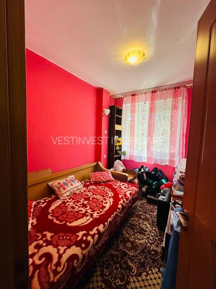 Apartament cu 3 camere pe str. Aluminei langa Liceul Ortodox - 10