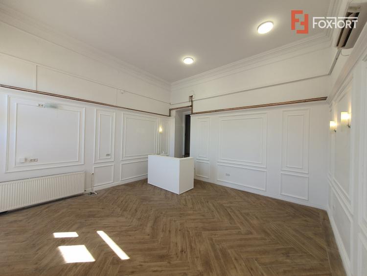 Spatiu comercial de inchiriat, 42 mp, in Piata Mocioni